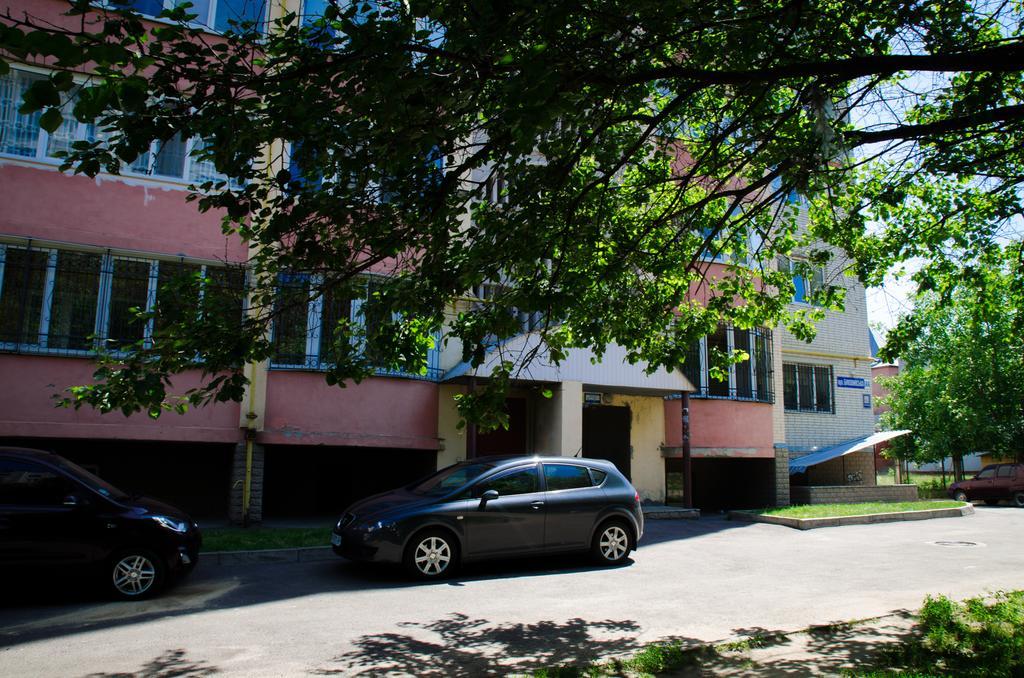 Babylon Apartment On Bukovinskaya Street Ровно Экстерьер фото